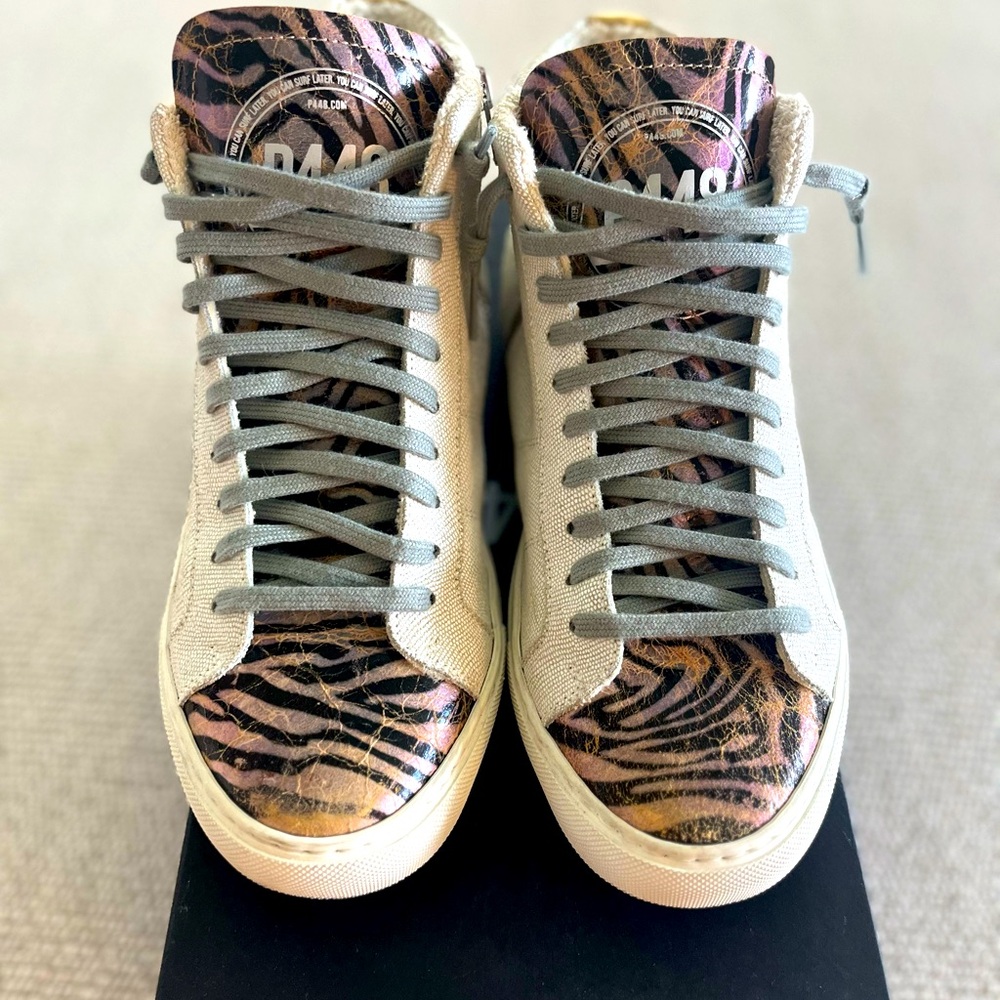 P448 Star high top sneaker with zebra accent (size 40)